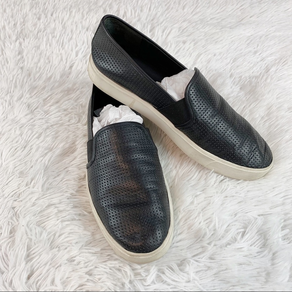 Vince women's leather slip‎ on sneakers in black
